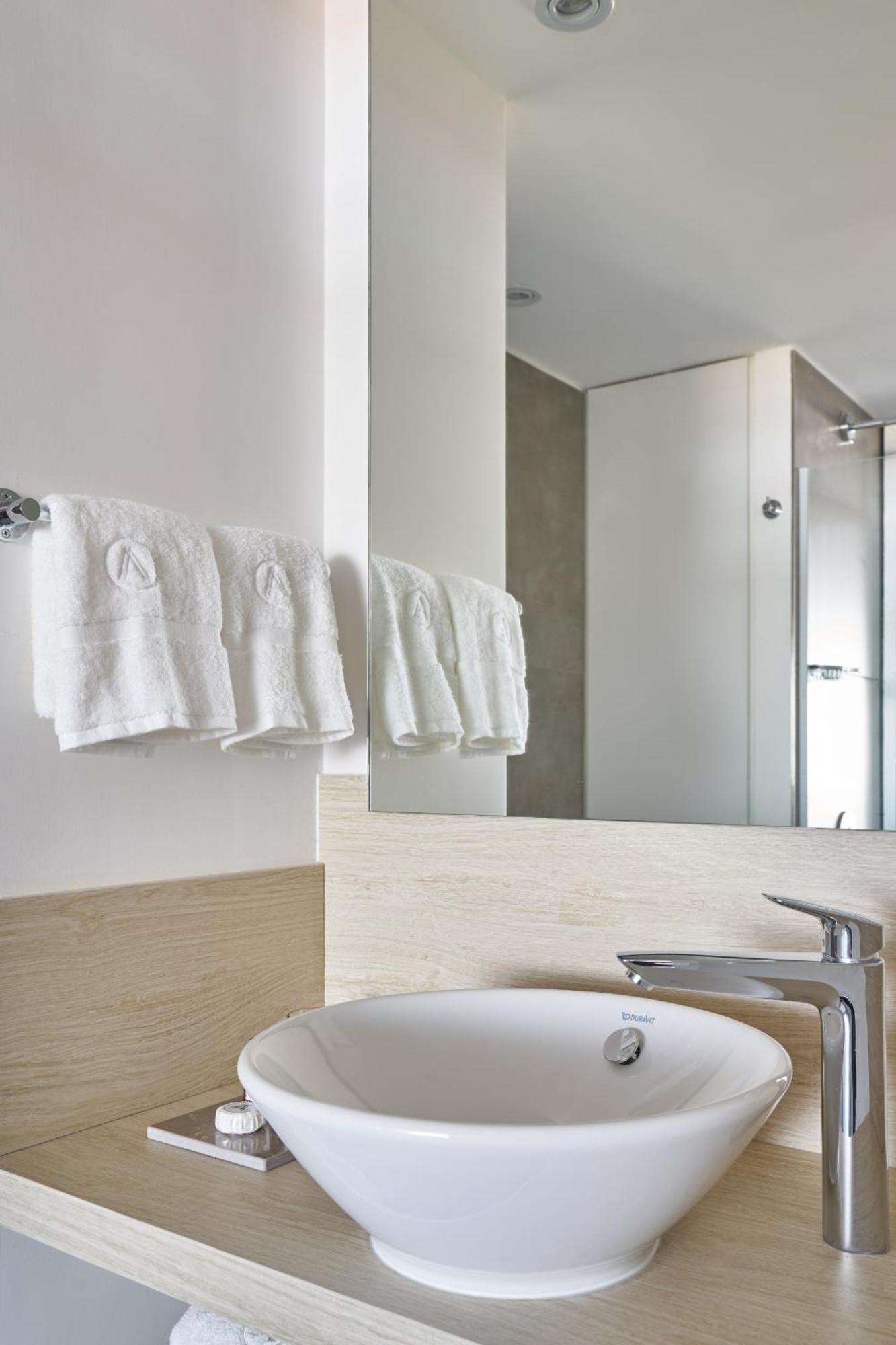 الشقق الفندقية بوينس آيرسفي  Almarena Puerto Retiro Affiliated By Melia المظهر الخارجي الصورة